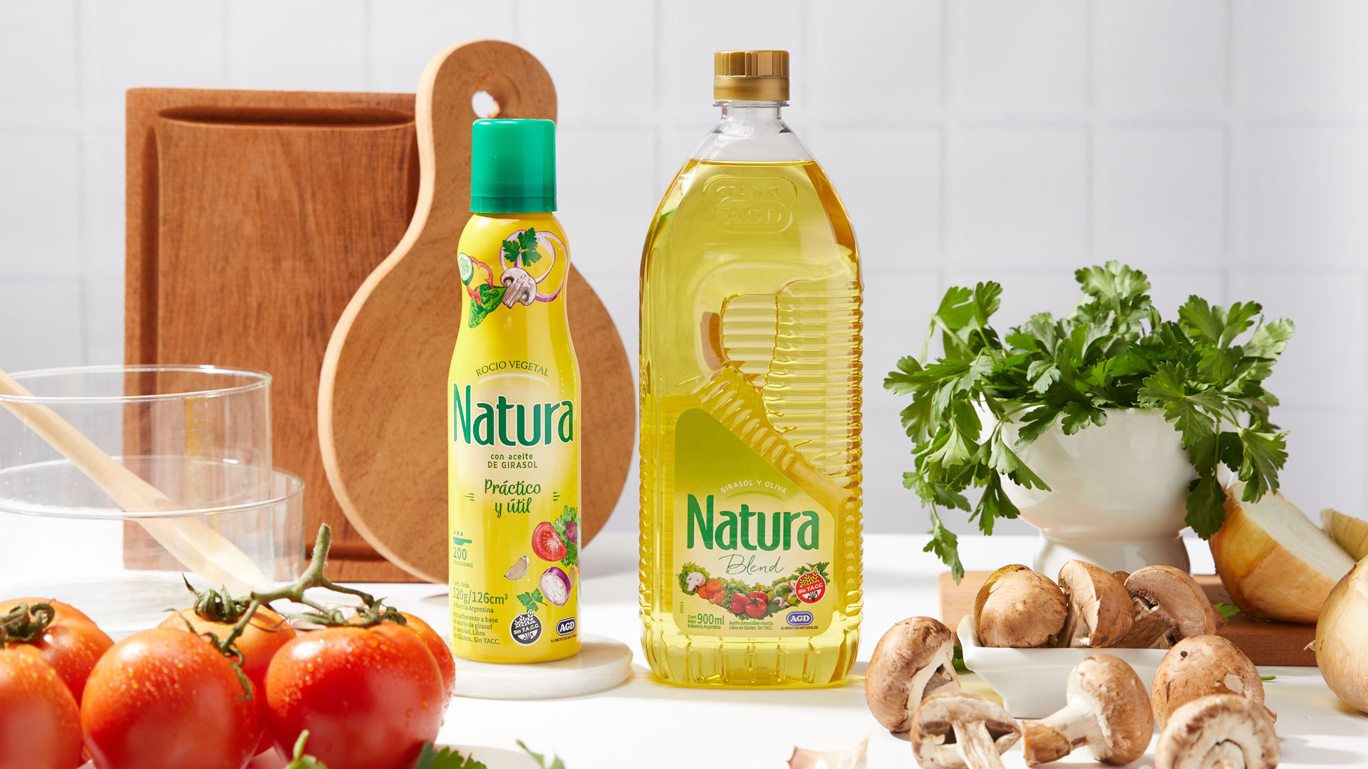 Aerosol de rocío vegetal con aceite de girasol y botella PET de aceite blend Natura