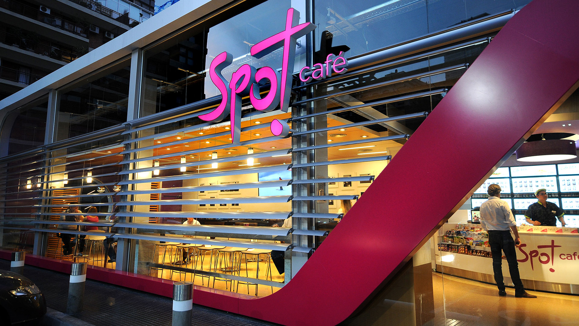Frente de local Spot Café